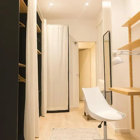 Pensión Privées Dans Maison Conviviale à Salle De Bain Et Cuisine Partagées *